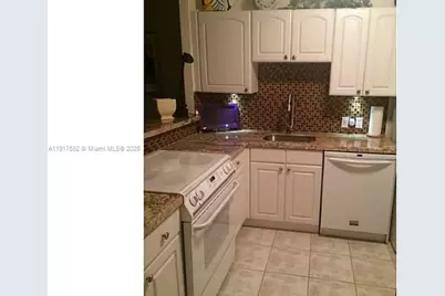 3475 N Country Club Dr #514, Aventura, FL 33180 - Photo 13