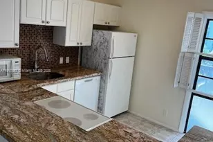 3475 N Country Club Dr, Aventura, FL 33180 - Photo 15