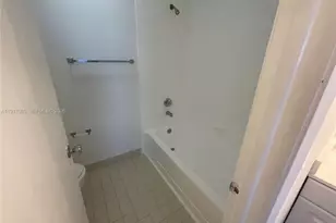 9846 Nob Hill Ln, Sunrise, FL 33351 - Photo 13