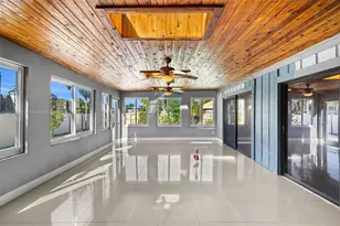 8920 NW 15th St, Pembroke Pines, FL 33024 - Photo 33