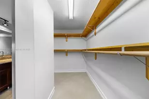 8920 NW 15th St, Pembroke Pines, FL 33024 - Photo 23