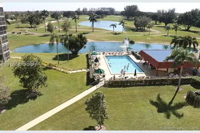 700 S Hollybrook Dr #201, Pembroke Pines, FL 33025 - Photo 33