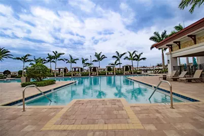 3435 W 105th Pl, Hialeah, FL 33018 - Photo 29