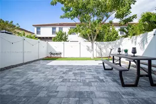 3435 W 105th Pl, Hialeah, FL 33018 - Photo 15