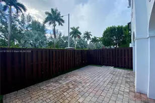 8740 NW 97th Ave, Doral, FL 33178 - Photo 19