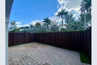 8740 NW 97th Ave #105, Doral, FL 33178 - Photo 7