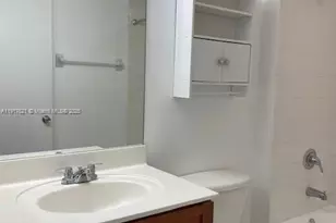 36 NW 6th Ave, Miami, FL 33128 - Photo 11