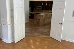 11313 NW 65th St, Doral, FL 33178 - Photo 15