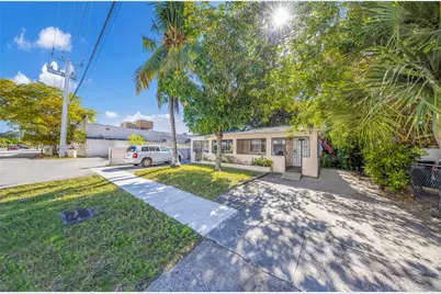760-762 NE 131 St, North Miami, FL 33161 - Photo 3