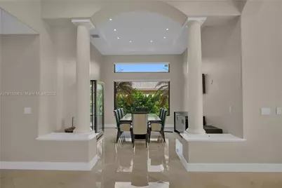 14896 SW 38th St, Davie, FL 33331 - Photo 15