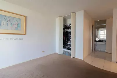 231 174th St #617, Sunny Isles Beach, FL 33160 - Photo 17