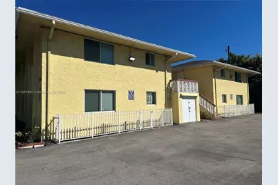 724 NE 4th St, Hallandale Beach, FL 33009 - Photo 1