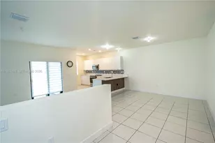 8364 NW 43rd St, Doral, FL 33166 - Photo 51