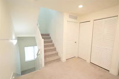 8364 NW 43rd St, Doral, FL 33166 - Photo 33