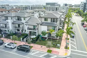 8364 NW 43rd St, Doral, FL 33166 - Photo 1