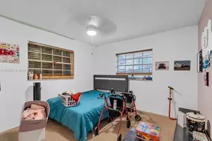 2029 NW 5th St, Miami, FL 33125 - Photo 9