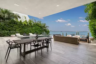 1379 N Venetian Way, Miami, FL 33139 - Photo 7