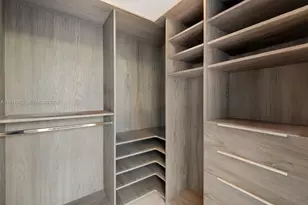 1379 N Venetian Way, Miami, FL 33139 - Photo 37