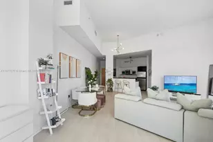 253 NE 2nd St, Miami, FL 33132 - Photo 5