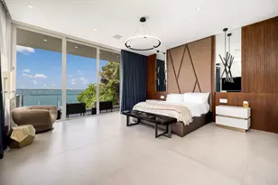 1379 N Venetian Way, Miami, FL 33139 - Photo 27