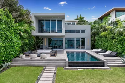 1379 N Venetian Way, Miami, FL 33139 - Photo 49