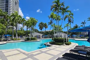 21050 Point Pl, Aventura, FL 33180 - Photo 35