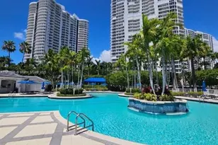 21050 Point Pl, Aventura, FL 33180 - Photo 29