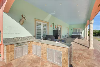 20455 SW 154th Ave, Miami, FL 33187 - Photo 37