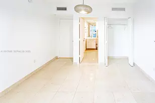 475 Brickell Ave, Miami, FL 33131 - Photo 13