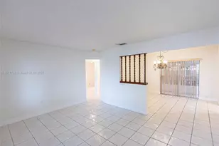 990 E 2nd St, Hialeah, FL 33010 - Photo 5