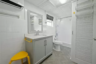 281 Iroquois St, Miami Springs, FL 33166 - Photo 19