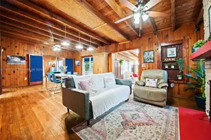 281 Iroquois St, Miami Springs, FL 33166 - Photo 9