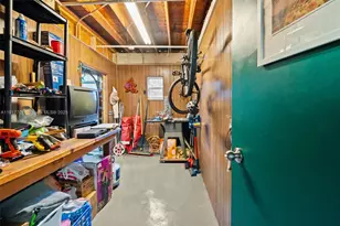 281 Iroquois St, Miami Springs, FL 33166 - Photo 21