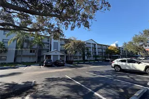 1300 SW 125th Ave, Pembroke Pines, FL 33027 - Photo 3