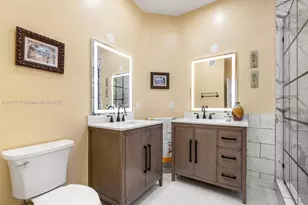 733 NW 170th Terrace, Pembroke Pines, FL 33028 - Photo 11