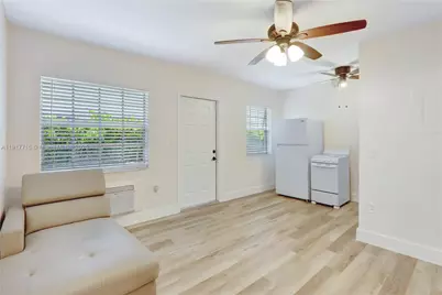 1021 SW 3rd St #3, Miami, FL 33130 - Photo 3