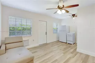 1021 SW 3rd St, Miami, FL 33130 - Photo 3