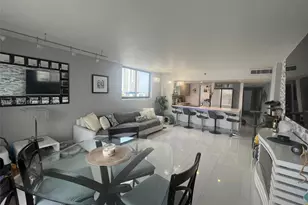 17878 N Bay Rd, Sunny Isles Beach, FL 33160 - Photo 21