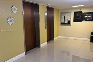17878 N Bay Rd, Sunny Isles Beach, FL 33160 - Photo 9