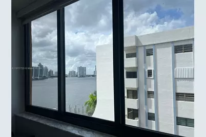 17878 N Bay Rd #507, Sunny Isles Beach, FL 33160 - Photo 17