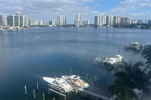 17878 N Bay Rd, Sunny Isles Beach, FL 33160 - Photo 47