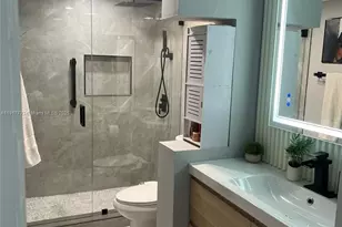 17878 N Bay Rd, Sunny Isles Beach, FL 33160 - Photo 47