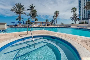 17555 Collins Ave, Sunny Isles Beach, FL 33160 - Photo 27