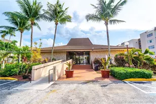 6930 Miami Gardens Dr, Hialeah, FL 33015 - Photo 3