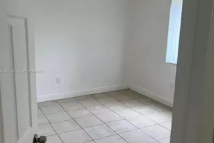 6930 Miami Gardens Dr, Hialeah, FL 33015 - Photo 9