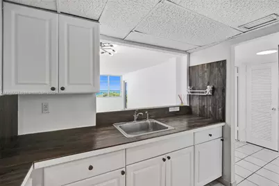 8000 Harding Ave #7F, Miami Beach, FL 33141 - Photo 7
