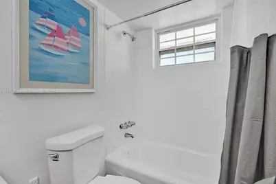 8000 Harding Ave #7F, Miami Beach, FL 33141 - Photo 19