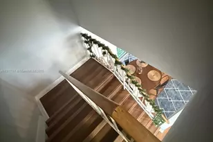 8123 Lagos De Campo Blvd, Tamarac, FL 33321 - Photo 17