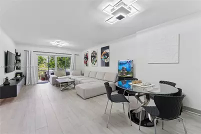 4400 Hillcrest Dr #303B, Hollywood, FL 33021 - Photo 1