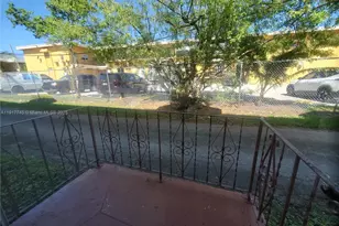 1008 NW 45th Ave, Miami, FL 33126 - Photo 17